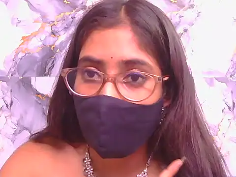 Aayesha-queen webcam