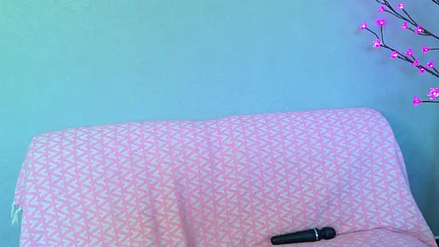 CleoBloom_