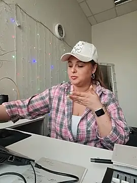 Juicy_PeachLux webcam