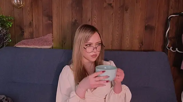 AshleyChristal webcam