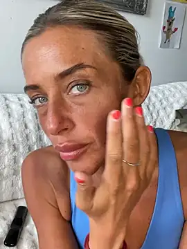 ScarlettGold_ webcam