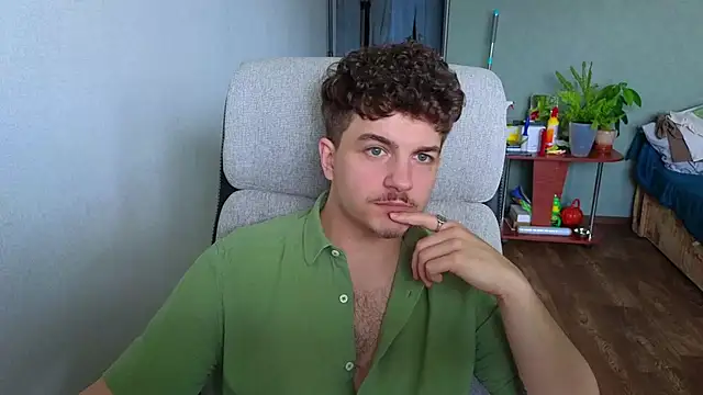 Remy_Miles webcam