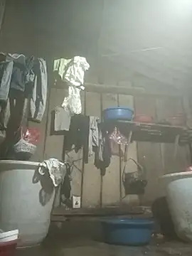 Momo-biki