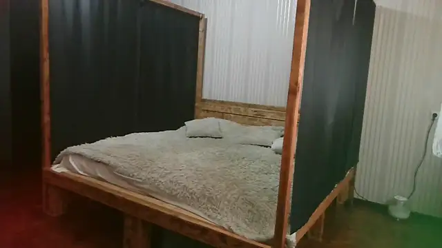 EthelsLover live sex cam