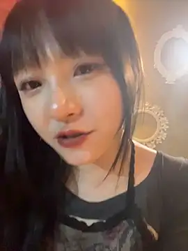 Khaleesi_ying_ from StripChat is Freechat