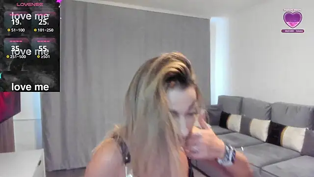 rossana_doll