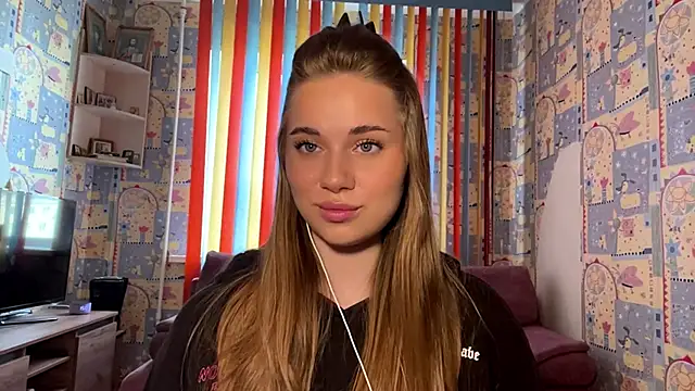 Miss_Blessnyth webcam