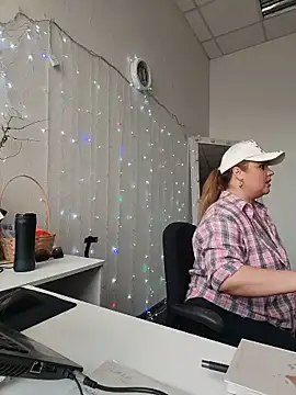Juicy_PeachLux webcam