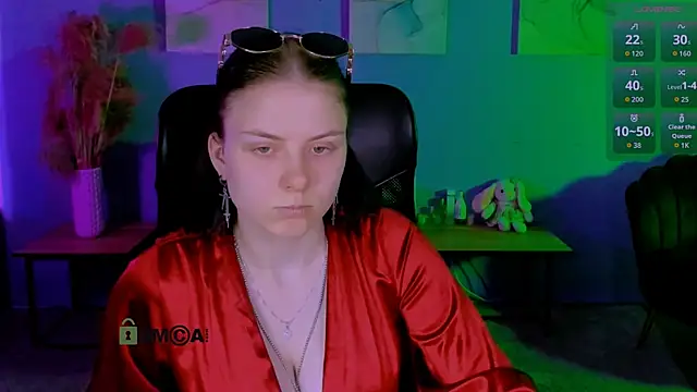 Foxy_tease_
