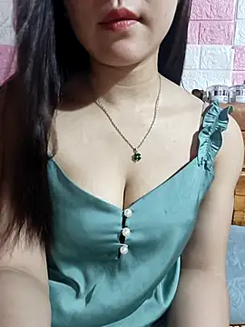 Ngocmai_lazdy webcam