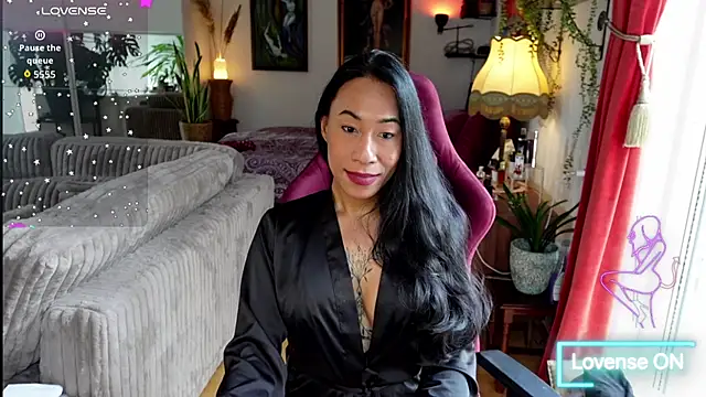 Shomariviita - Trans webcam sex chat