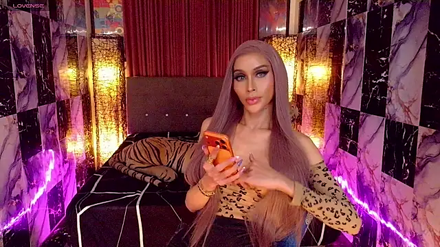 SeductiveSamanthaTS webcam