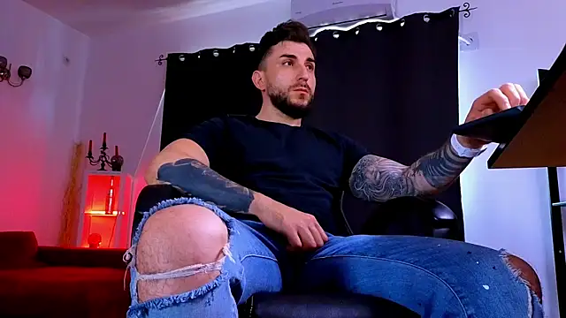 MightyAaron66 webcam