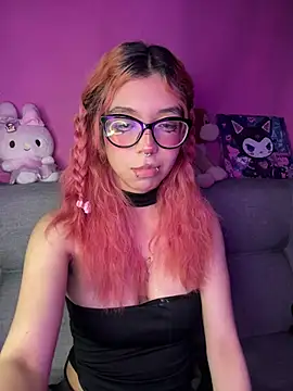 Valen-Foxx1 webcam