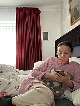 emi_rosemaus - Emi_RoseMaus's free webcam - UK Sex Cams