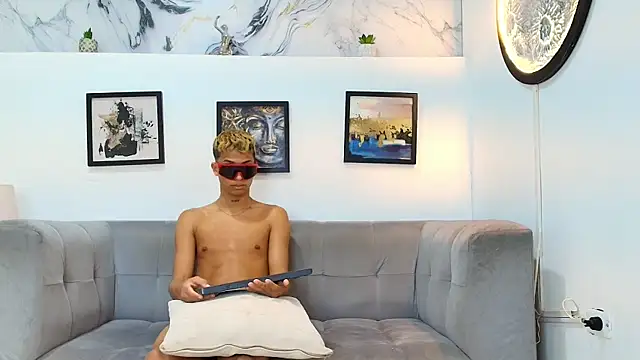 GOLD_BOYS