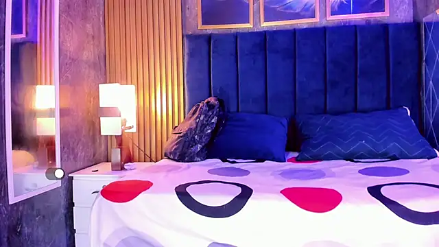 Only_emma_ webcam