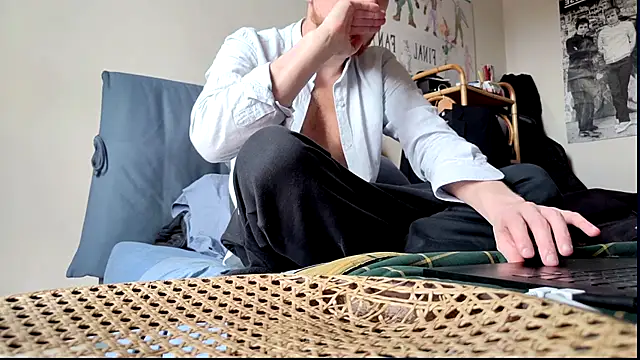 Red_dragon94 webcam