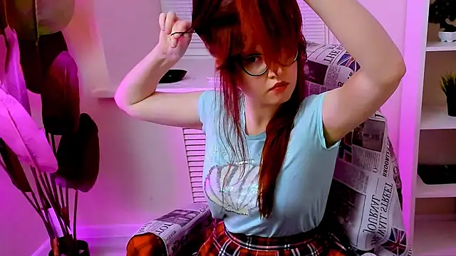 CarolGiggly webcam