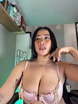 AsianMilfSheryl webcam