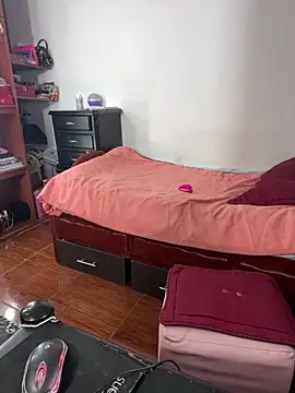 MariamGray1 webcam