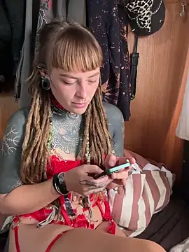 HornyHippy1