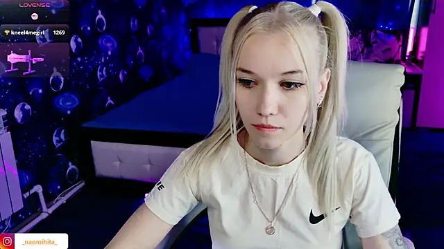 naomihita (F young) - let me feel what you can do?WET ME