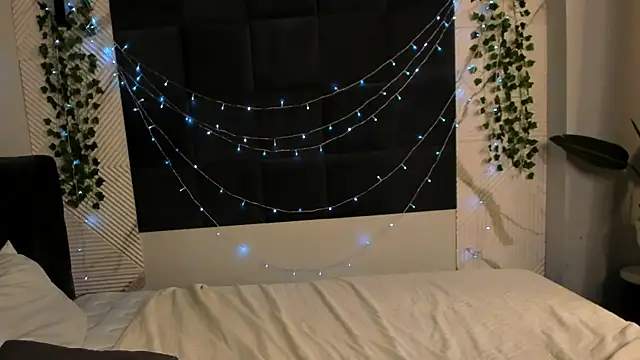 Vanessa_Harr1s webcam