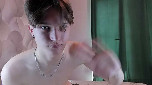 Ian_Flor's live cam