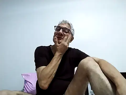 BIGUNCUTHARDCOCK webcam