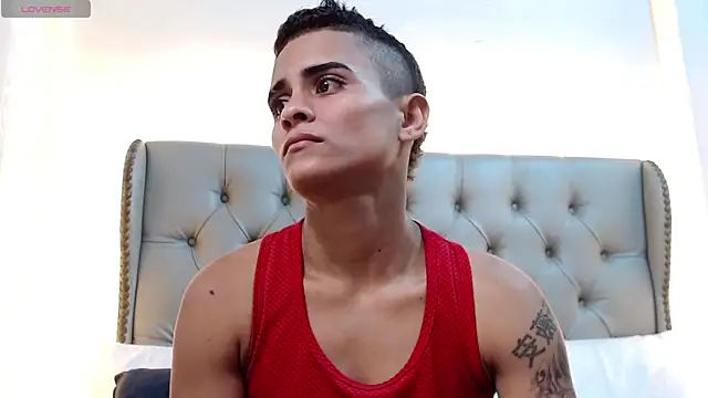 Liiamthompson webcam