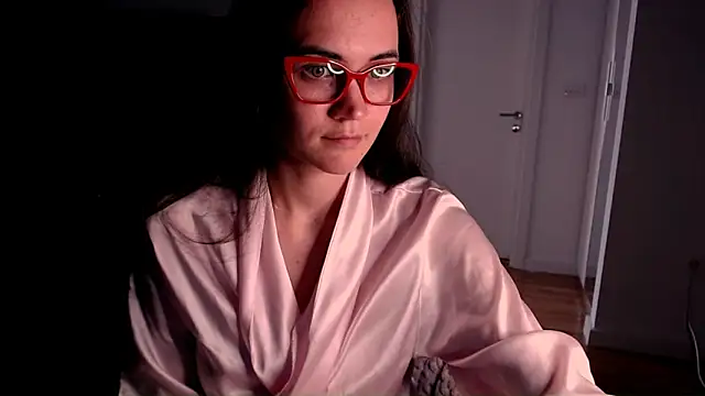 EvelynGG webcam