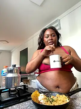 DestinyTornn webcam