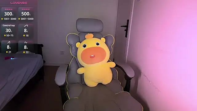 yiyi-8888
