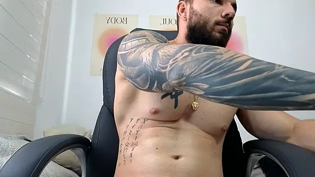 Isaac_Carter webcam