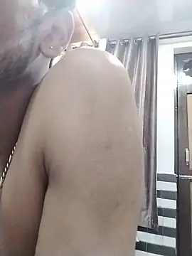 Wild_Vassu webcam