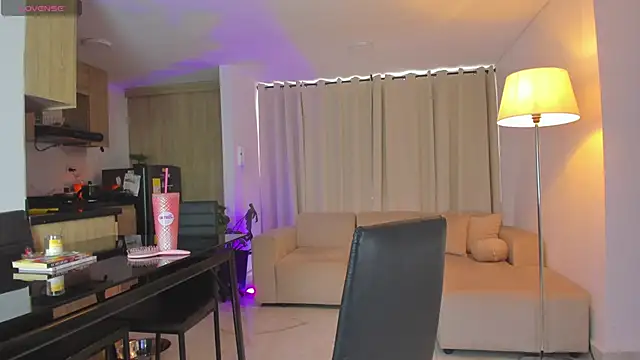 Aleja_evangeline webcam