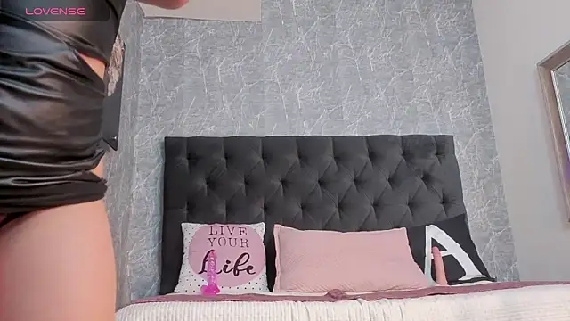 megan__collins1 webcam
