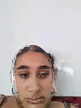 Mia_skyy18 webcam