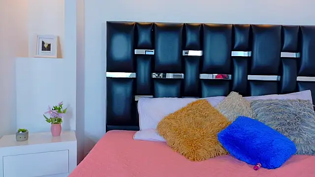 Emma_Rouse1 webcam