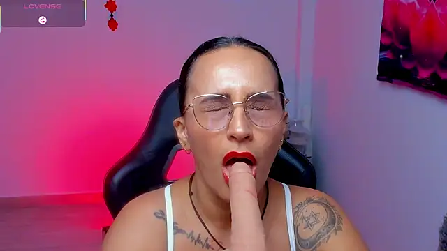 sara_charmy - Sara_Charmy's free webcam