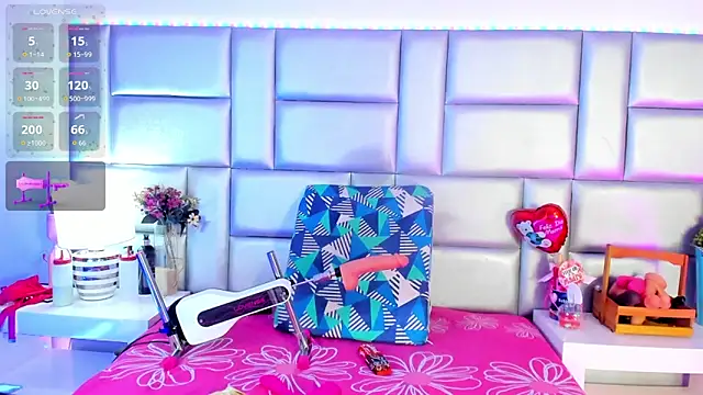 LovelyNickii