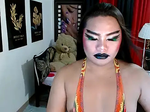 tsbrianahugecock - TSbrianaHugeCock's free webcam - UK Sex Cams