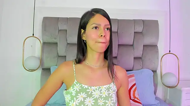 gaby_smit__ - Gaby_smit__'s free webcam - UK Sex Cams