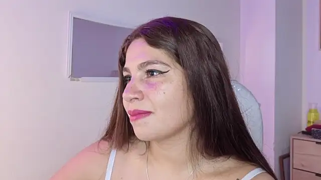 bluee_hazell (F young) - Suck  Nipples