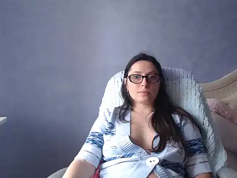 luckylisa23 - LuckyLisa23's free webcam - UK Sex Cams