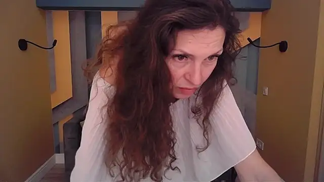ellalong - EllaLong's free webcam - UK Sex Cams