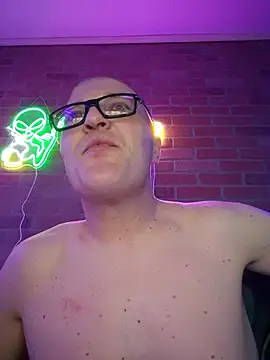 chronic_vibez - Chronic_vibez's free webcam - UK Sex Cams