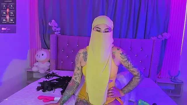 Nayla-Mouna