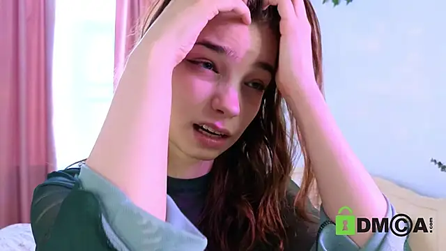 Evi_Brook webcam